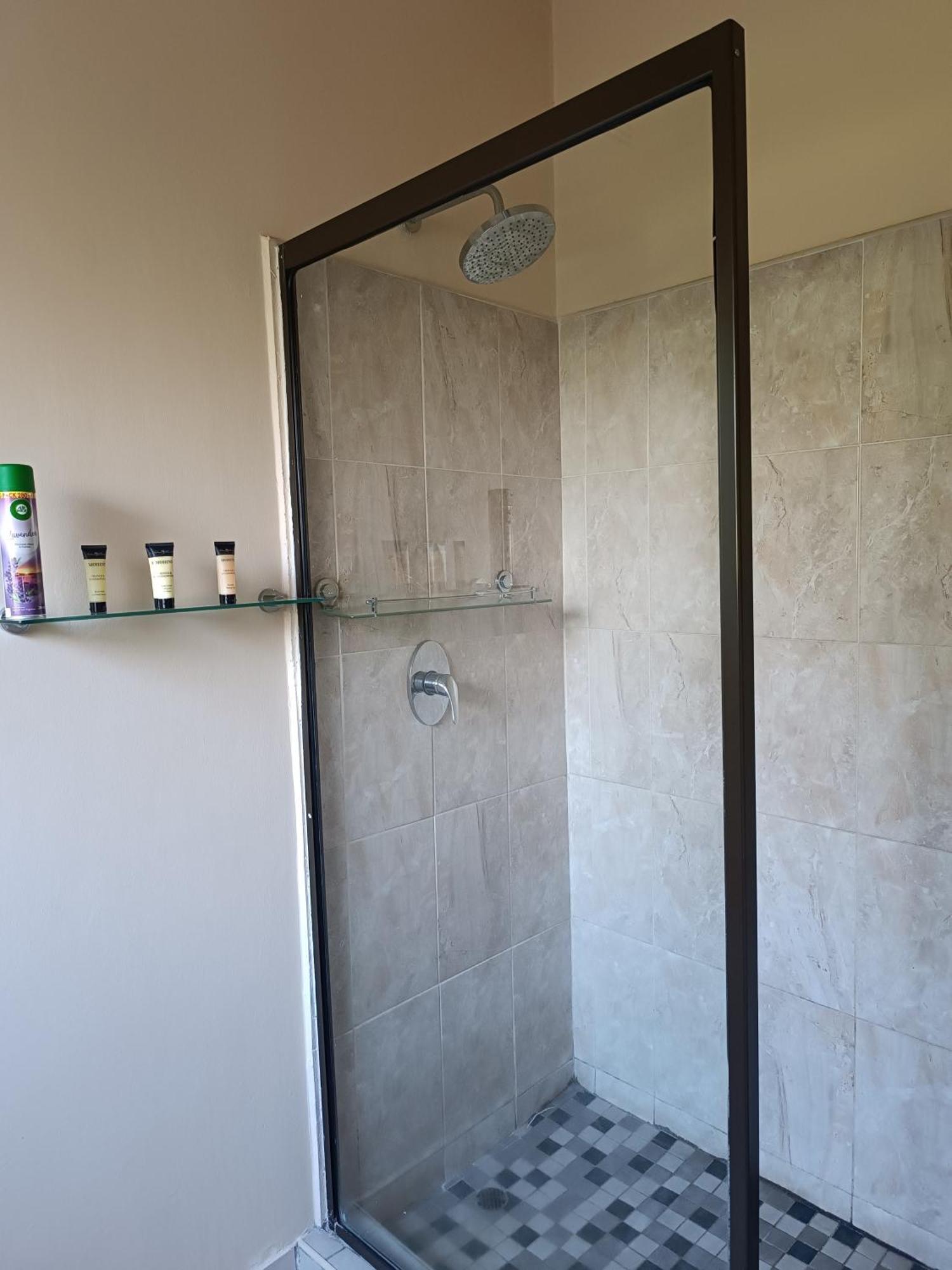 Jacaranda Hotel Harare Kültér fotó