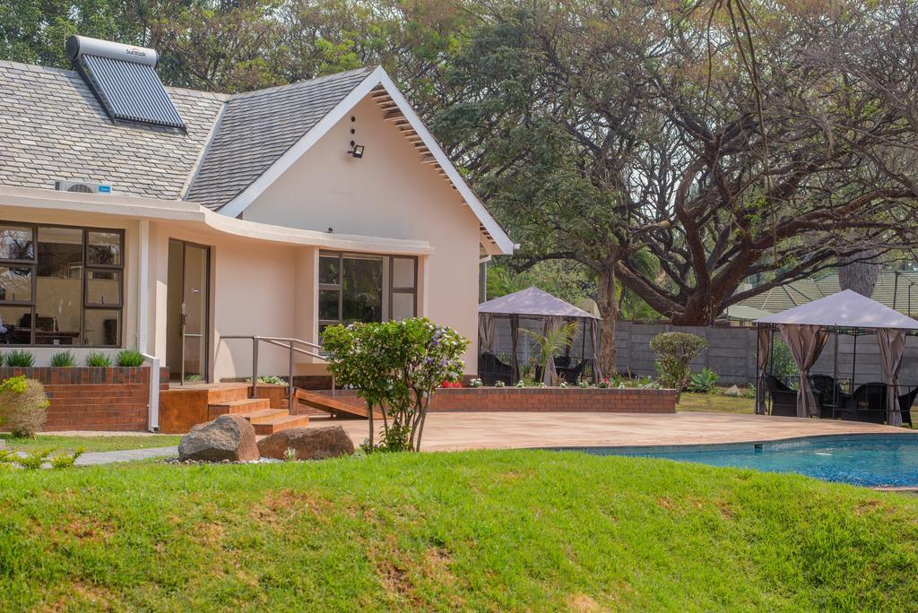 Jacaranda Hotel Harare Kültér fotó