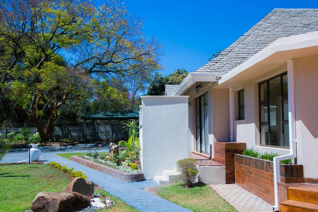 Jacaranda Hotel Harare Kültér fotó